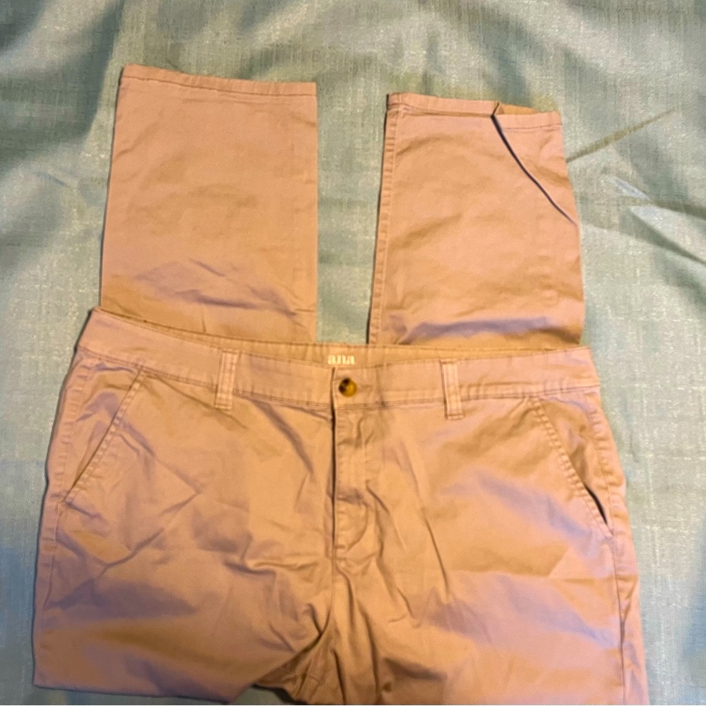 Chinos woman khaki color